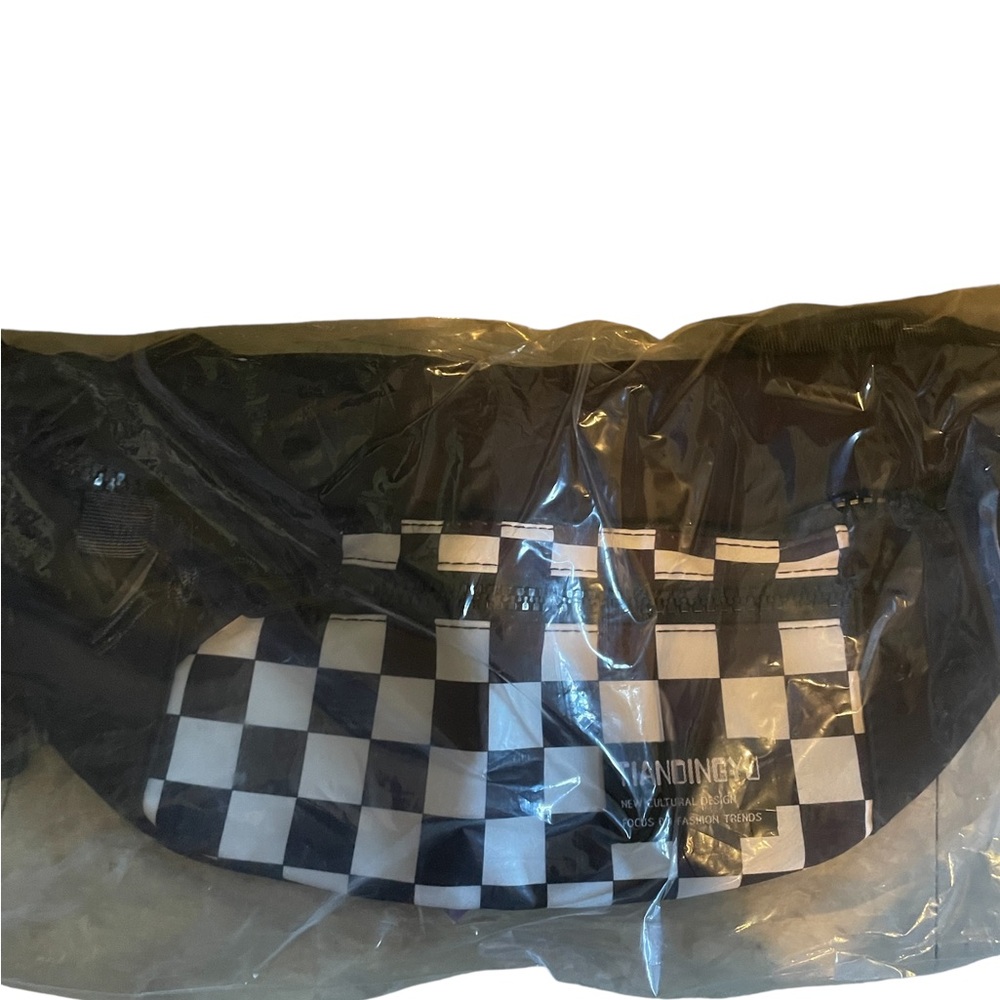 Tiandingyu Black And White Checkered Chest Fanny Pack New in Package